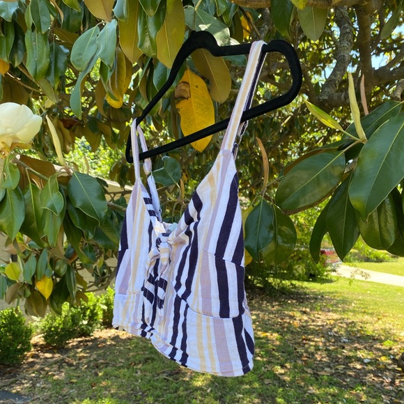 Summer Stripe Crop Top - Picture 8 of 13